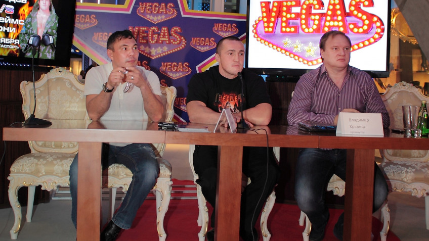 Денис Лебедев, Константин Цзю и Владимир Хрюнов отвечают на вопросы читателей AllBoxing.Ru