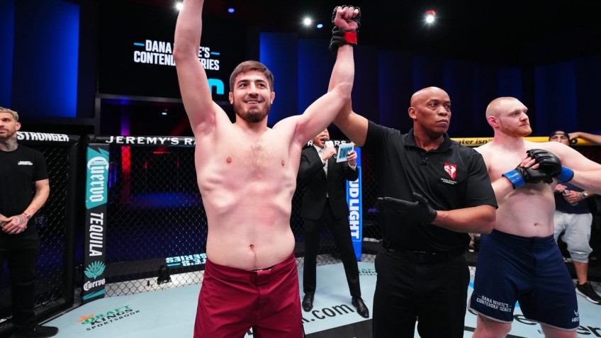 Абдул-Рахман Яхъяев получил контракт с UFC