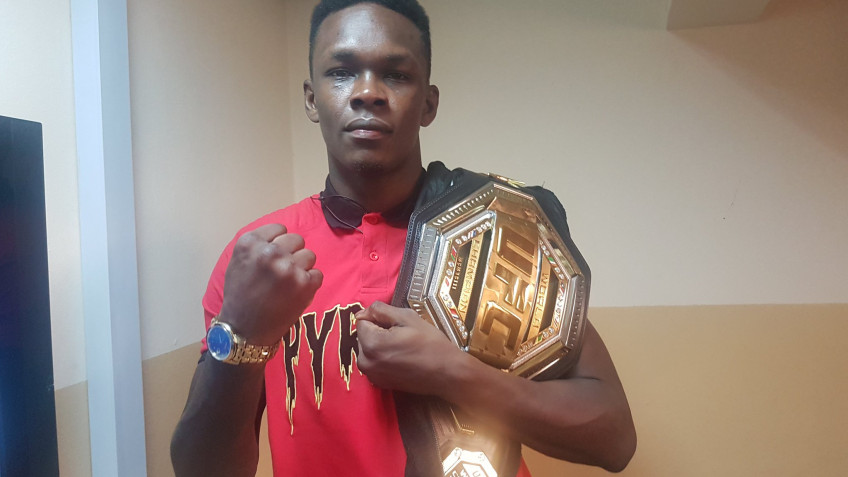 Адесанья: Уиттакер — временный чемпион UFC, он не провел ни одной защиты
