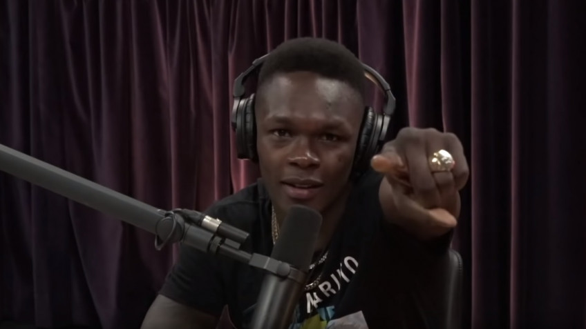 Адесанья: Джон Джонс — мой самый преданный фанат