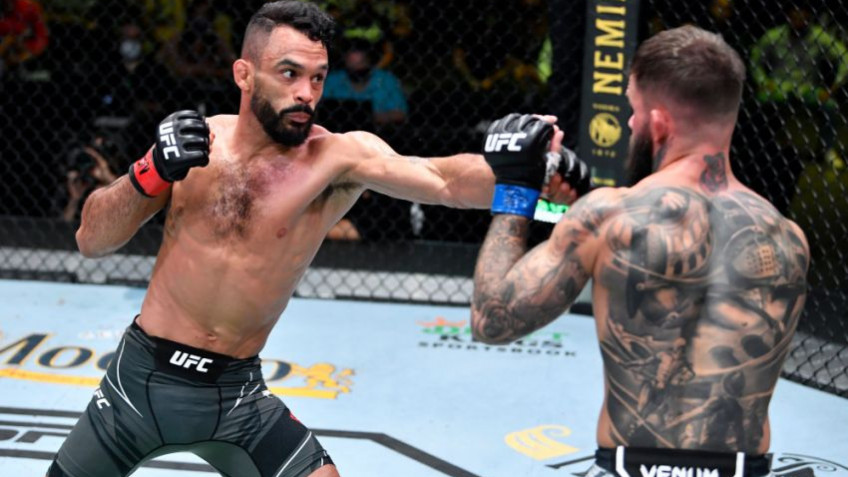 Роб Фонт победил Коди Гарбрандта