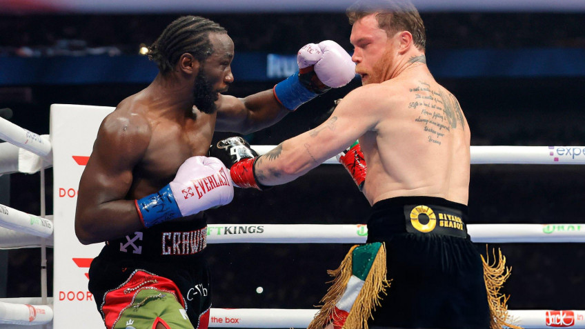 Сауль Альварес: Кроуфорд намного сильнее Мейвезера