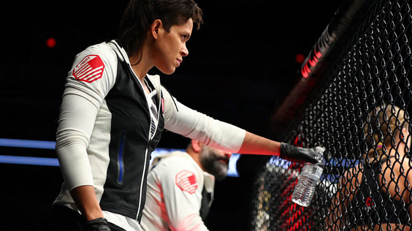 Кристиана Джустино: Я всегда болела за Нуньес и не хочу с ней драться