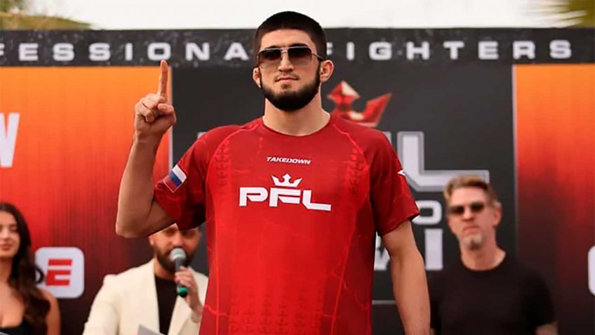 PFL Дубай: Амру Магомедов досрочно победил Колтона Энглунда