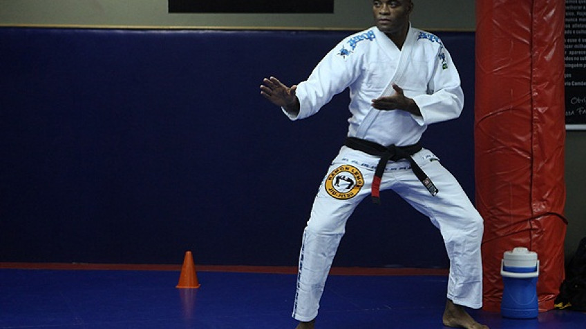 Эд Соарес: Андерсон Сильва может провести бой с Ником Диасом