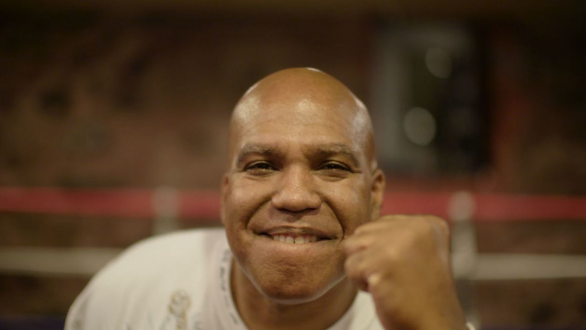 Тренер Деревянченко: Я верю, что Сергей победит Головкина