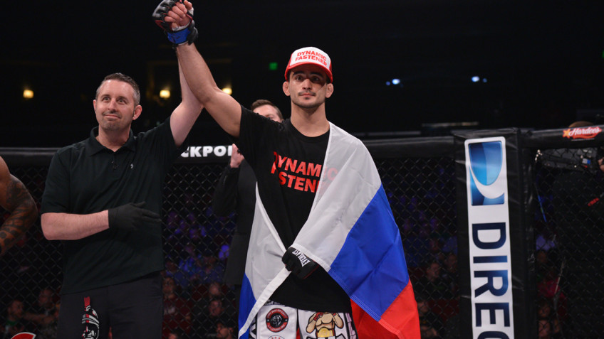 Корешков сразится за пояс чемпиона Bellator 17 июля