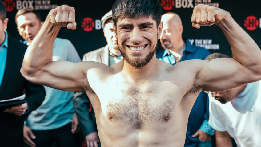 Бахтияр Эюбов не смог сделать вес к бою