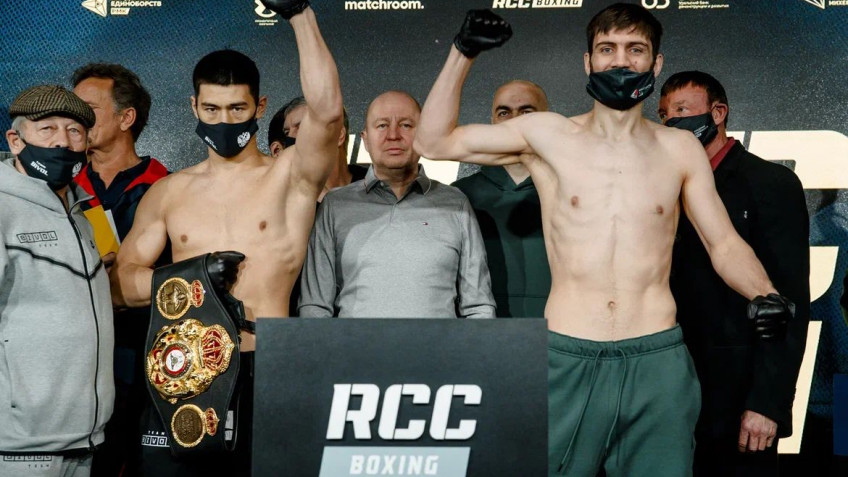 Взвешивание Дмитрия Бивола и Умара Саламова