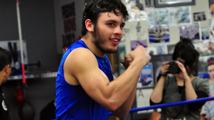 Чавес-младший возобновил переговоры по бою с Головкиным