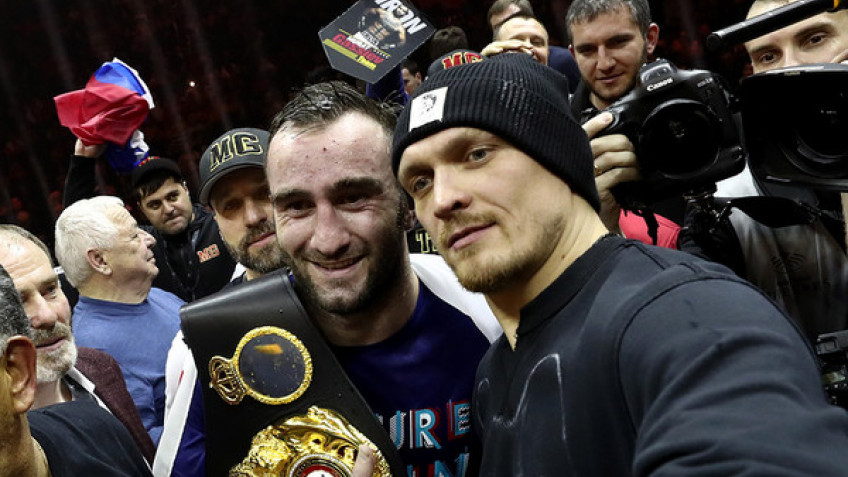 Мурат Гассиев и Александр Усик не собираются мешать спорт и политику