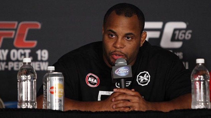 Даниэль Кормье: Альдо не деклассировал Мендеса в первом бою