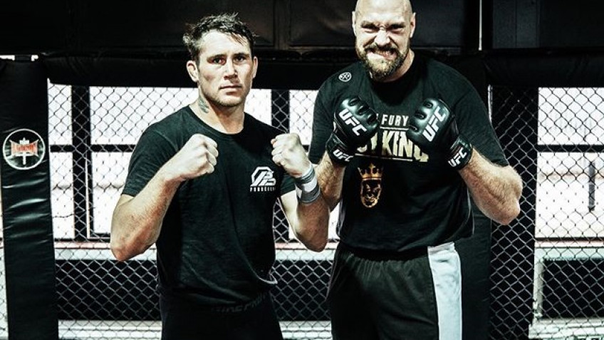 Тайсон Фьюри провел первую тренировку по ММА вместе с Дарреном Тиллом (Видео)