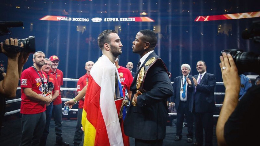 Кадр дня: Обмен взглядами Гассиев-Дортикос