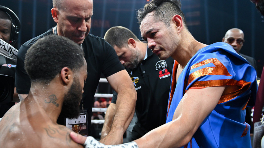Нонито Донэр вышел в финал Всемирной боксерской суперсерии