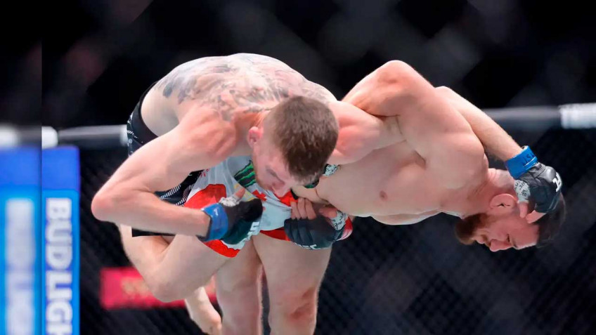 Мераб Двалишвили обновил рекорд UFC по количеству тейкдаунов