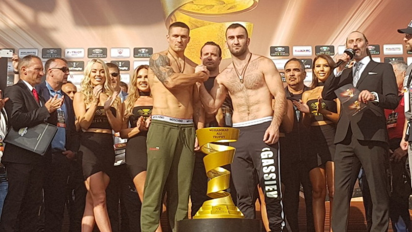 Усик-Гассиев: Результат взвешивания и Face Off