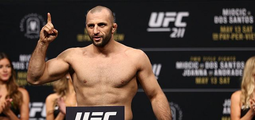 Боец UFC Гаджимурад Антигулов стал зачинщиком драки на свадьбе в Дагестане (ВИДЕО)