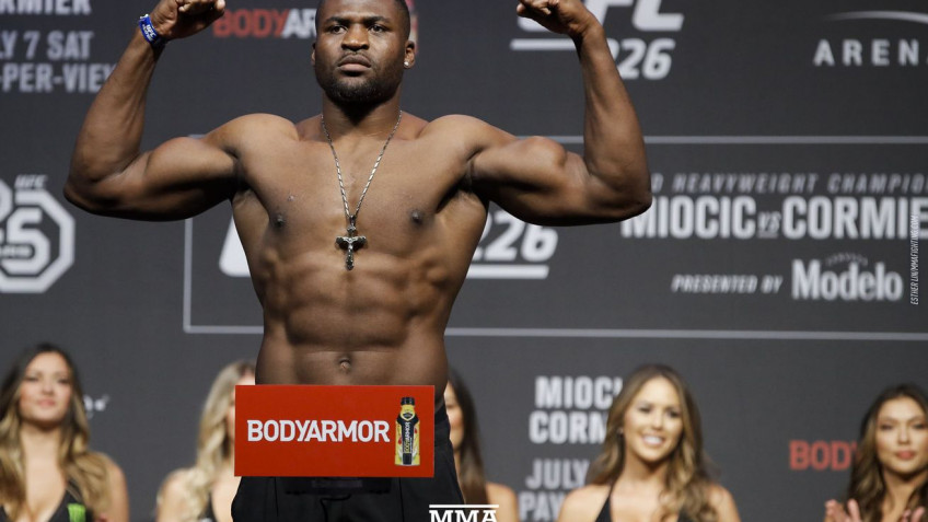 Франсис Нганну и Кертис Блейдс согласились на повторный бой