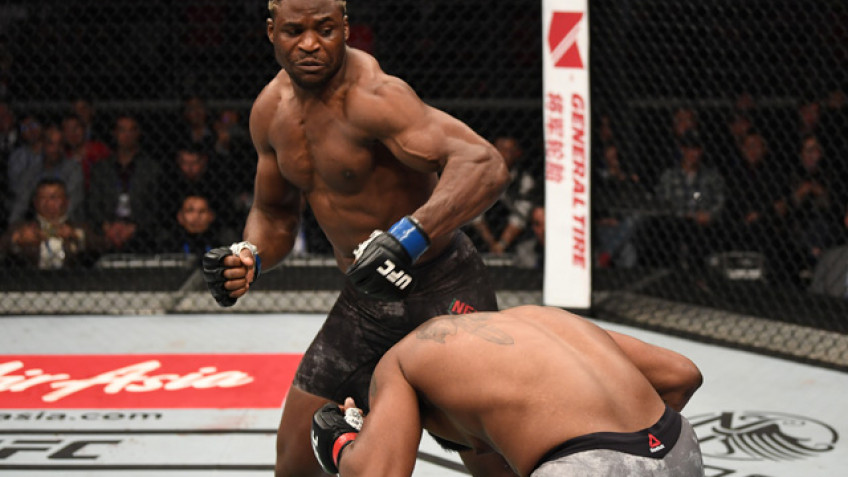 Тренер Нганну: В следующем году Франсис будет драться за пояс чемпиона UFC