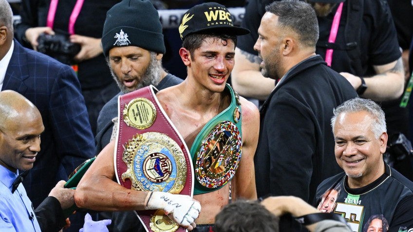  Промоутер Фундоры ведет переговоры о бое с Келли