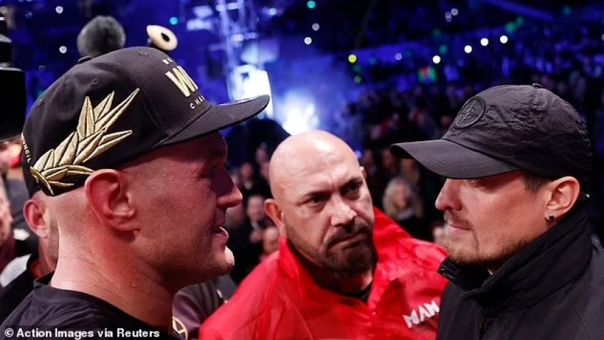 Фьюри предложил Усику провести бой летом