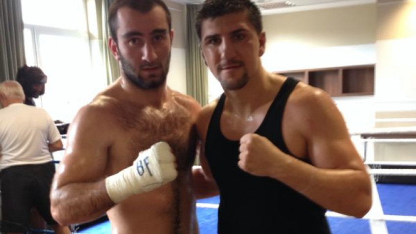 Мурат Гассиев проводит спарринги с Марко Хуком