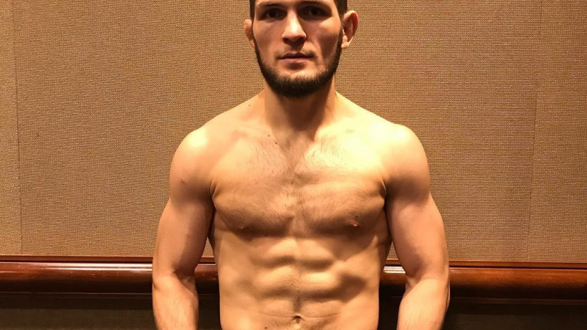 Диетолог Нурмагомедова: Понедельник был последним днем для блинов