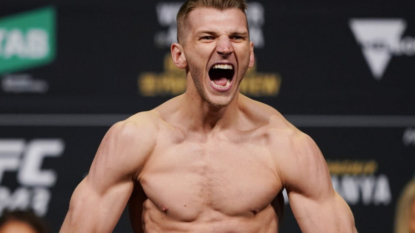 Дэн Хукер: Махачев — умный боец, но победит Делла Маддалена