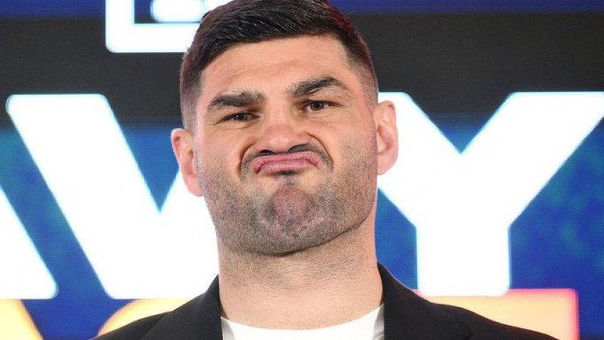 Уоррен сообщил, что Хргович отказался от боя с Итаумой в декабре