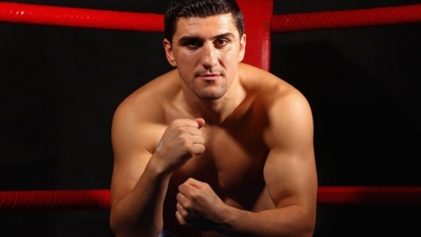 Хук решил уйти от промоутера, думает о Дрозде, Лебедеве и Кличко