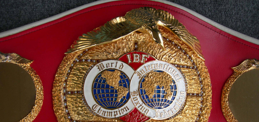 IBF отменила второе взвешивание для участников объединительных чемпионских боев