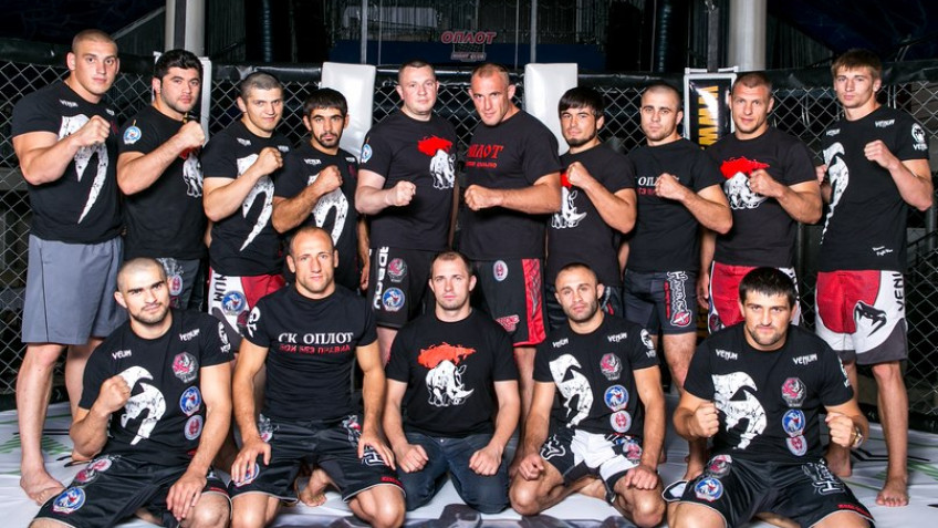 Пресс-конференция в поддержку бойцовского Клуба «Оплот»