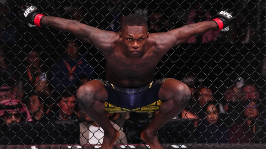 Исраэль Адесанья возглавит турнир в Сиэтле боем против Пайфера