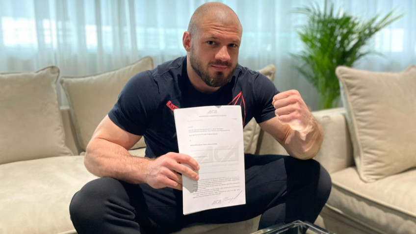 Иван Штырков подписал контракт с лигой ACA