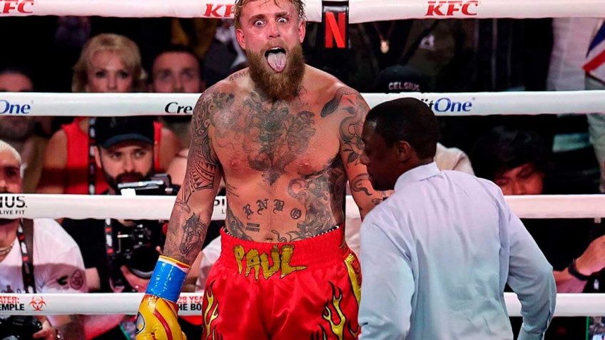 Фрэнк Уоррен: Джошуа пропустил несколько ударов, но Джейк Пол просто слишком мелкий