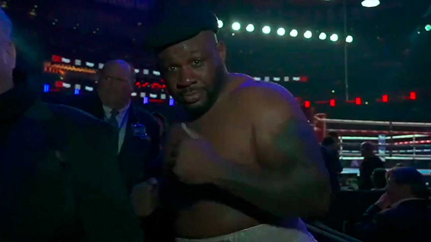 Джаррелл Миллер победил Кингсли Ибе