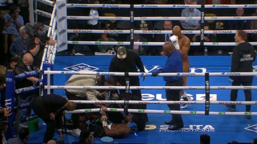 Боксер потерял сознание во время перерыва и проиграл