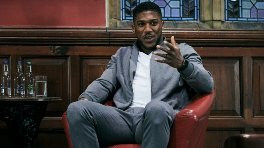 Энтони Джошуа рассказал о плане на реванш с Усиком