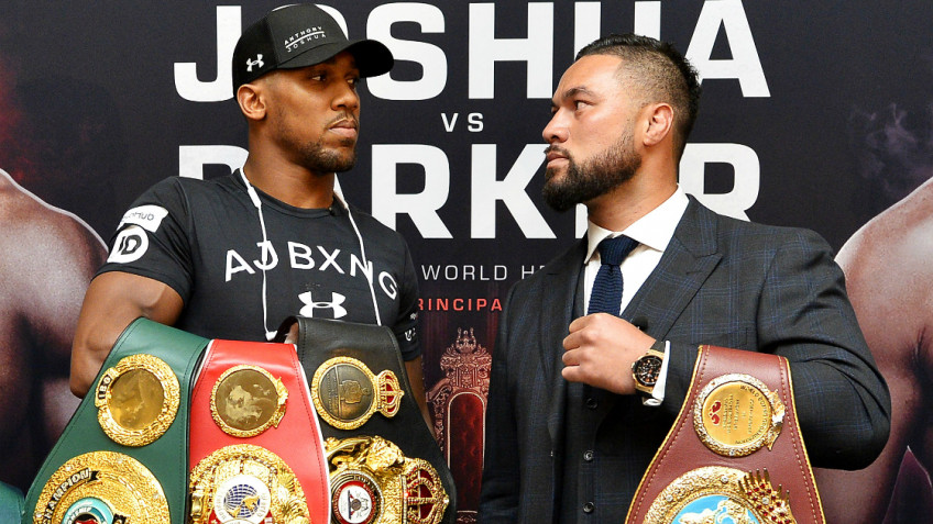 Джозеф Паркер прилетел в Лондон