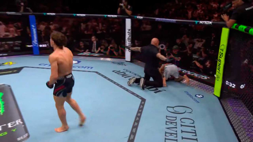 UFC 333: Лонэ Кавана досрочно победил Рамазана Темирова