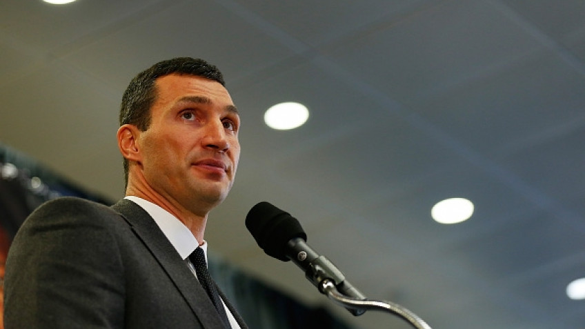 Владимиру Кличко исполнилось 39 лет