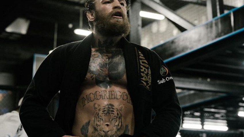Конор Макгрегор присматривает соперников и клиентов среди участников турнира UFC 245