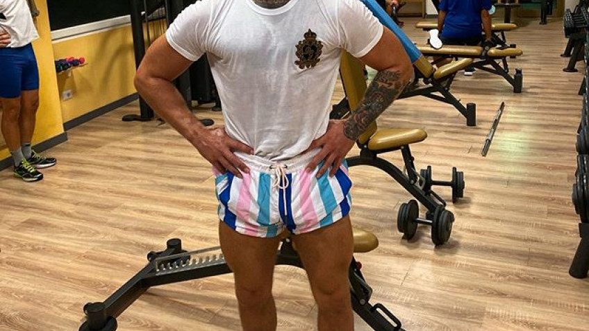 Отказ от боя с Хабибом Нурмагомедовым или Фергюсоном Макгрегор объяснил в опубликованной переписке с главой UFC