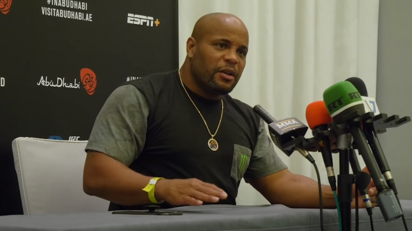 Когда все заговорили о Хабибе Нурмагомедове, Джон Джонс сошел с ума, — Кормье