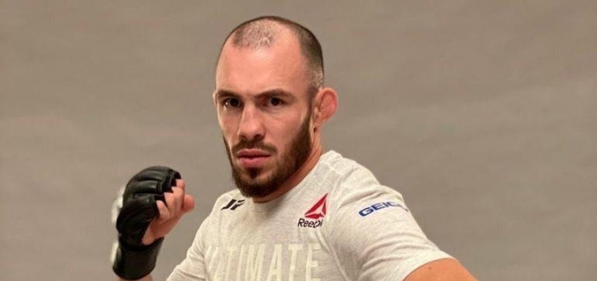 Россиянин Роман Богатов уволен из UFC