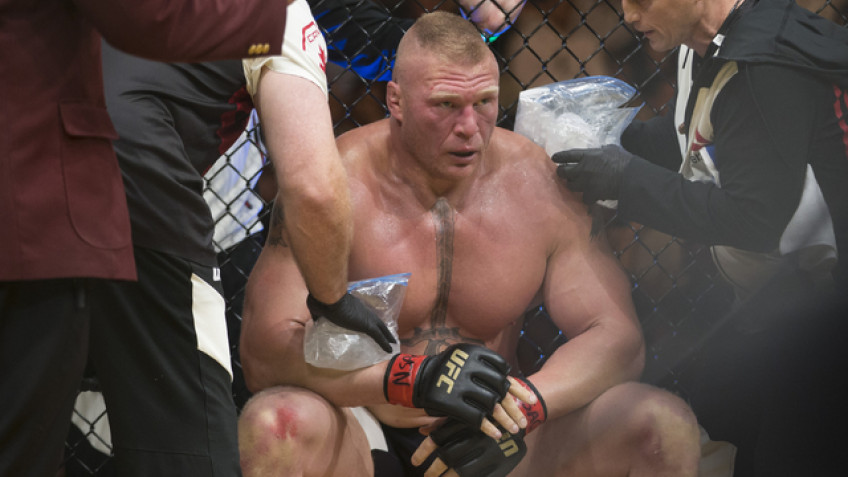 Леснара отстранили на год и оштрафовали на четверть миллиона долларов