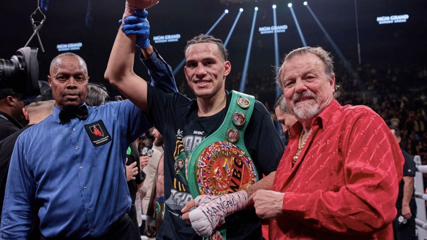 Дэвид Бенавидес озвучил амбициозные планы: Рамирес, Бивол, Бетербиев