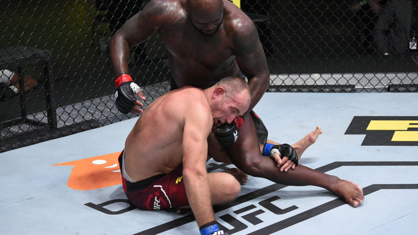 Реакция на бой Льюиса и Олейника: Льюиса похвалили за грепплинг и ударные навыки