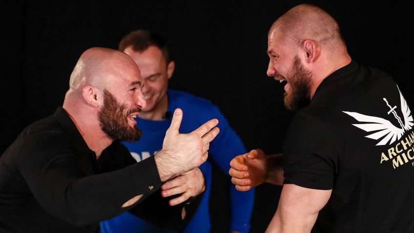 Бой Магомеда Исмаилова и Ивана Штыркова состоится 13 декабря в Москве